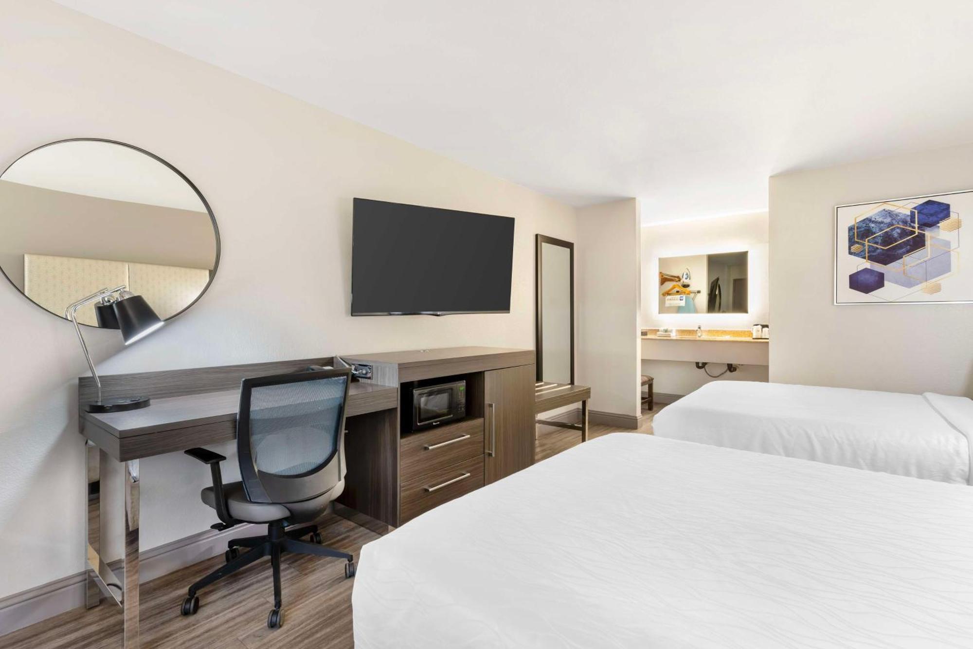 Best Western Marina State Beach Εξωτερικό φωτογραφία